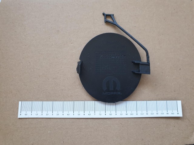 Fiat Doblo 2015- első vonószem takaró 735594060