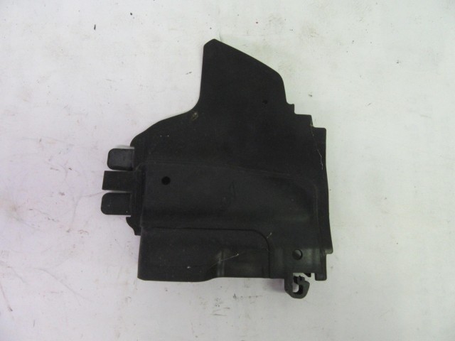 Škoda Karok bal oldali alsó hűtő légterelő 57a121283b