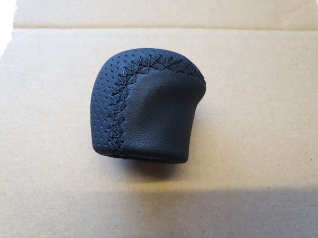 Fiat Grande Punto gyári új 6 sebességes váltógomb, jobbra hátra a hátramenet 55349810