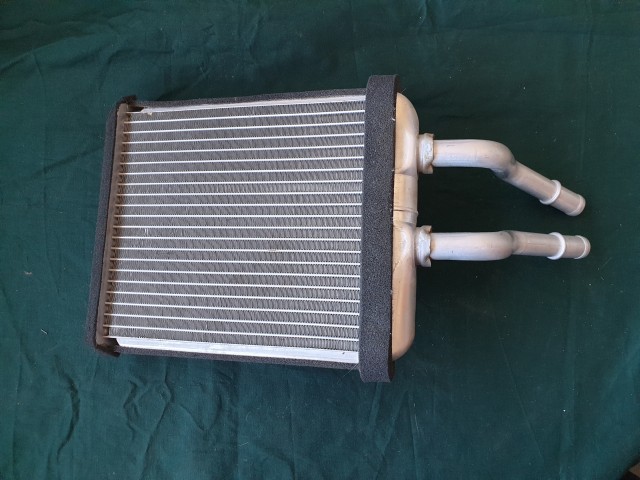 Alfa Romeo 156 utángyártott új  fűtőradiátor 60779298