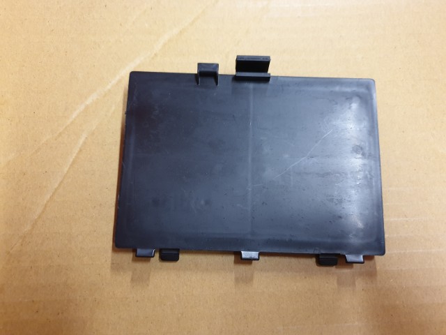 Fiat 500   gyári új, első kerékjárati dobbetét szerelő fedél 71752114