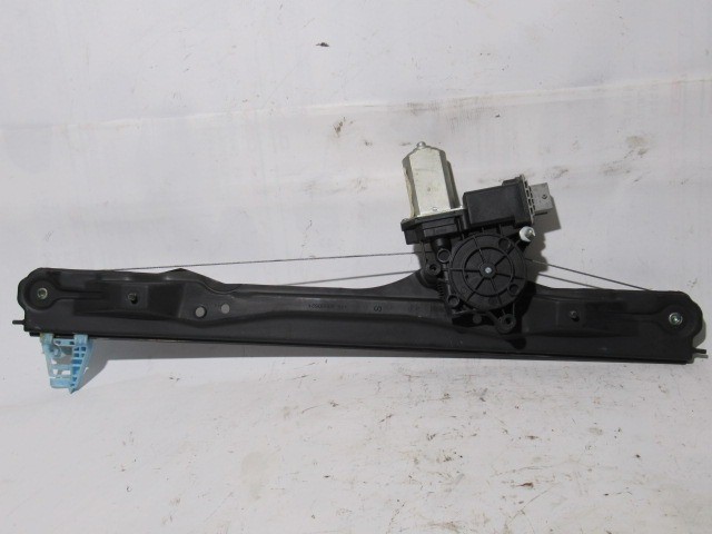 Fiat Doblo III.-IV. bal első elektromos ablakemelő 51810880