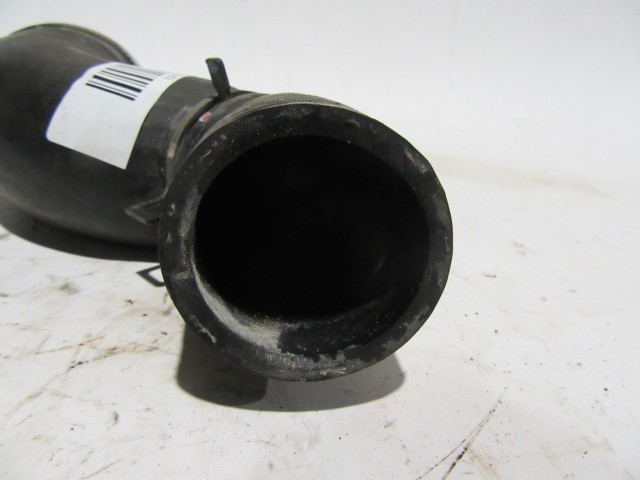 Kia Rio 1,5 Diesel levegőcső a turbóból az intercoolerba 28274-2a402