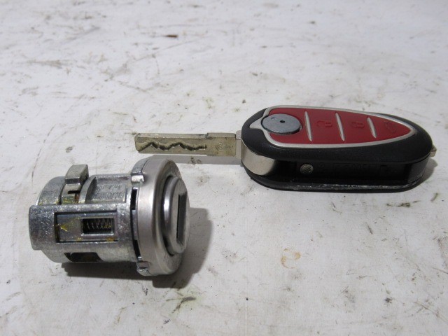 118851 Alfa Romeo MiTo gyújtáskapcsoló zárbetét kulccsal 