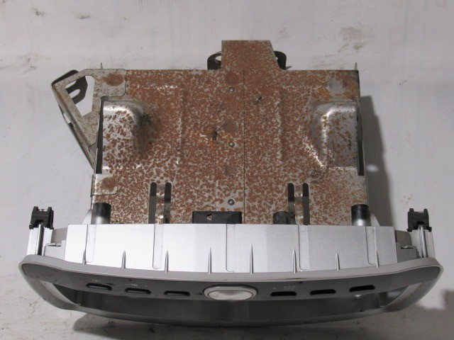 Fiat Punto Evo rádió beépítő keret 735506948