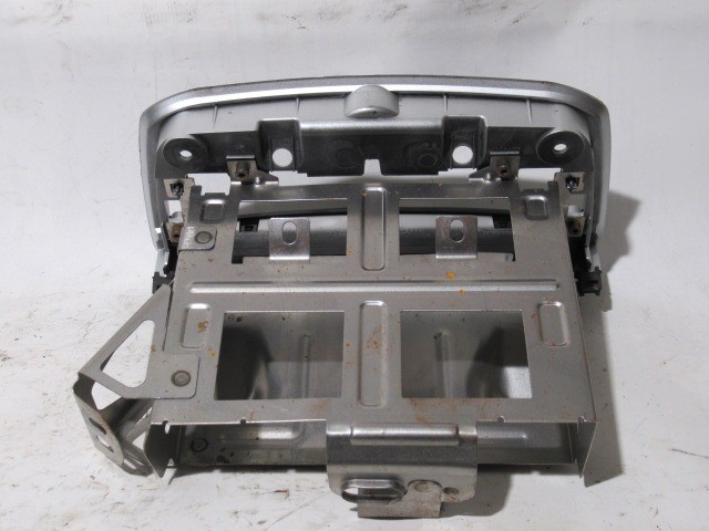 Fiat Punto Evo rádió beépítő keret 735506948