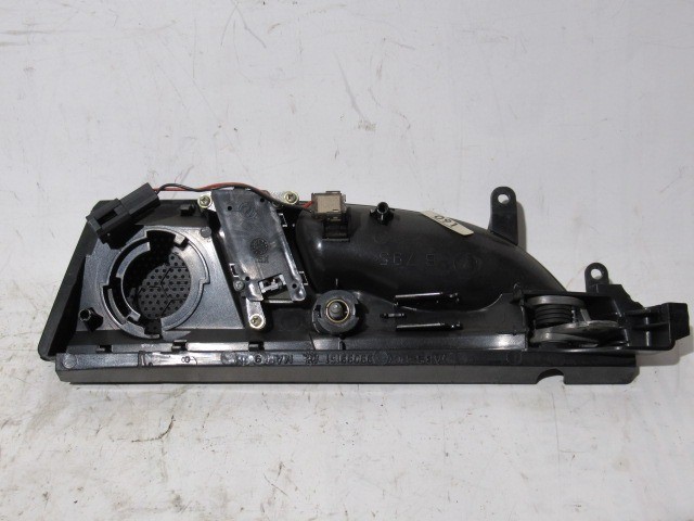 118343 Lancia Thesis bal hátsó belső kilincs, a képen látható sérüléssel 99099151