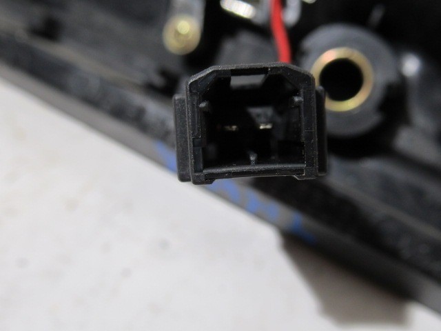 118344 Lancia Thesis bal hátsó belső kilincs, a képen látható sérüléssel 99099151