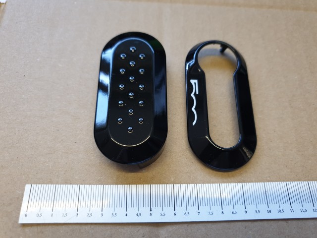 Fiat 500 gyári új , fekete színű kulcsház