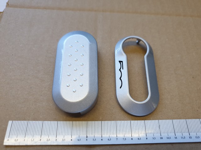 Fiat 500 gyári új, ezüst színű kulcsház