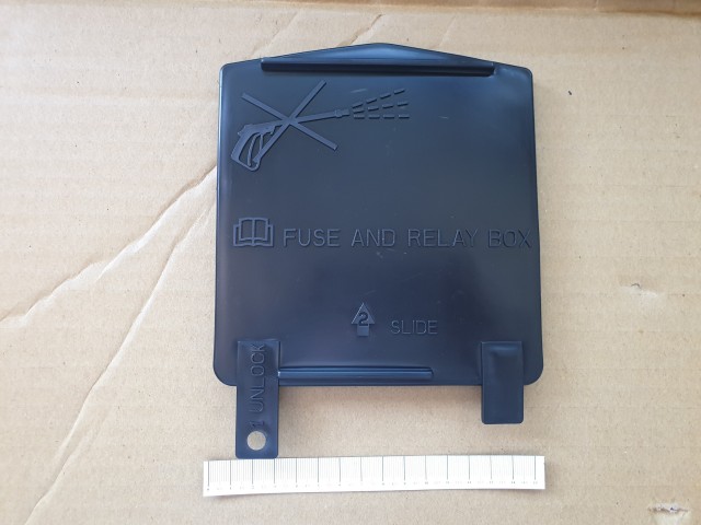 Fiat 500 gyári új külső biztosíték tábla fedél 51807674