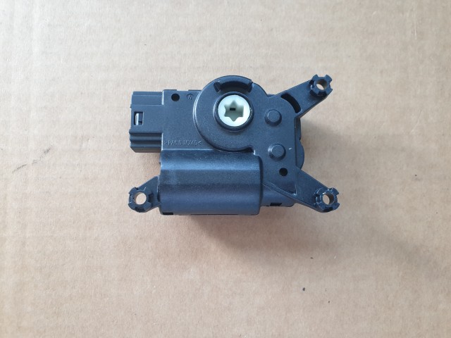 Fiat Bravo 2007-2014, Stilo, 500 gyári új, fűtés terelő lapát állító motor 77367144