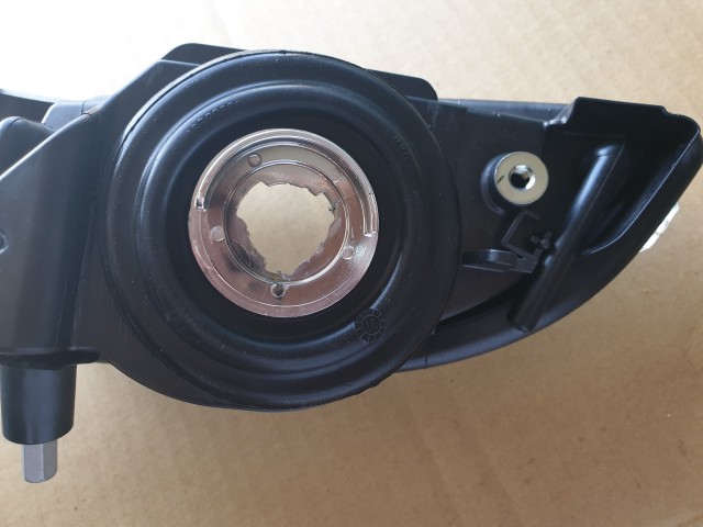 Fiat Bravo 2007-2014 gyári beszállítós ( Magnetti Marelli )  jobb első ködlámpa 