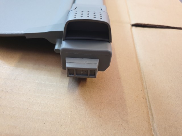 Alfa Romeo 159 kombi gyári új szürke színű kalaptartó 156072536