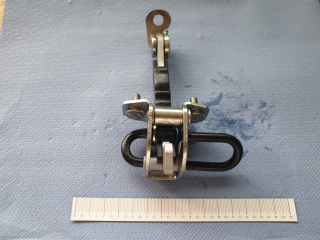 Alfa Romeo 147, Gt gyári új, bal oldali ajtóhatároló 50512115