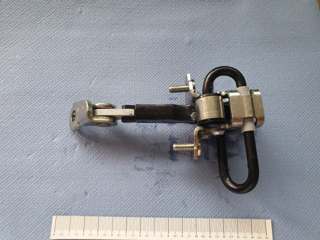 Alfa Romeo 147, Gt gyári új, bal oldali ajtóhatároló 50512115