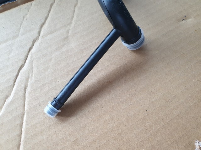 Fiat Stilo 1,2 16v , Panda II. 1,4 16v benzin gyári új, karter gáz cső 46800178