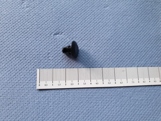 Alfa Romeo Gt	gyári új ajtókárpit felfogató patent