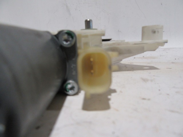 Dodge Journey jobb hátsó ablakemelő motor 0130822474