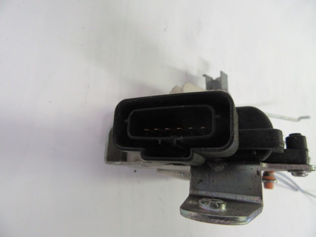 Suzuki Liana 2002-2007 jobb első ajtó zárszerkezet
