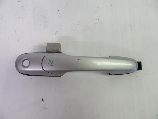 121177 Suzuki Liana jobb első külső kilincs 