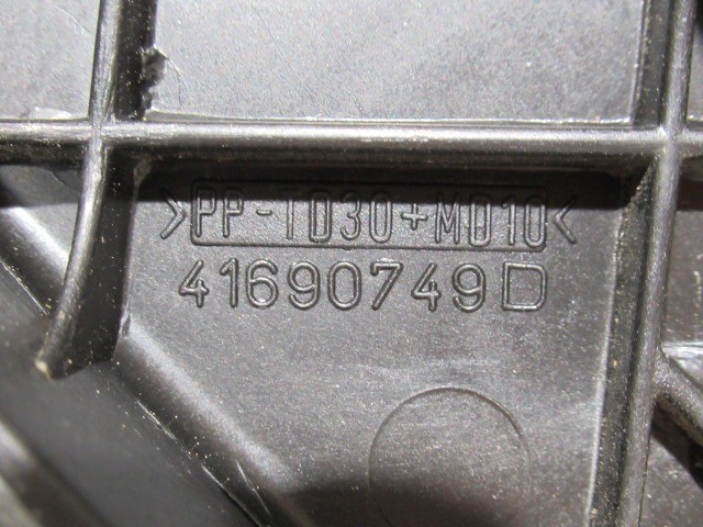 Fiat Panda II. 2003-2012 jobb első fényszóró izzó takaró fedél 41690749