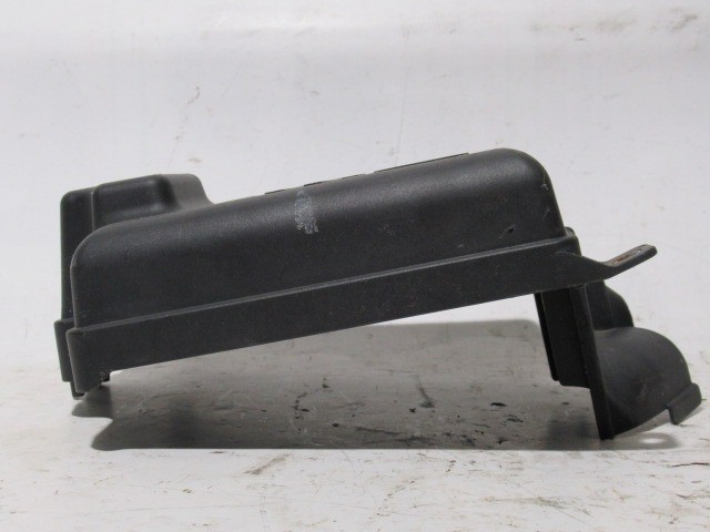 Fiat Doblo 2009-2022 külső biztosíték tábla ház fedél 51839437