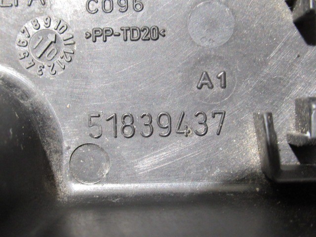 Fiat Doblo 2009-2022 külső biztosíték tábla ház fedél 51839437