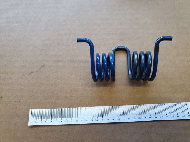 Alfa Romeo 159 gyári új kuplungpedál rugó 71740428