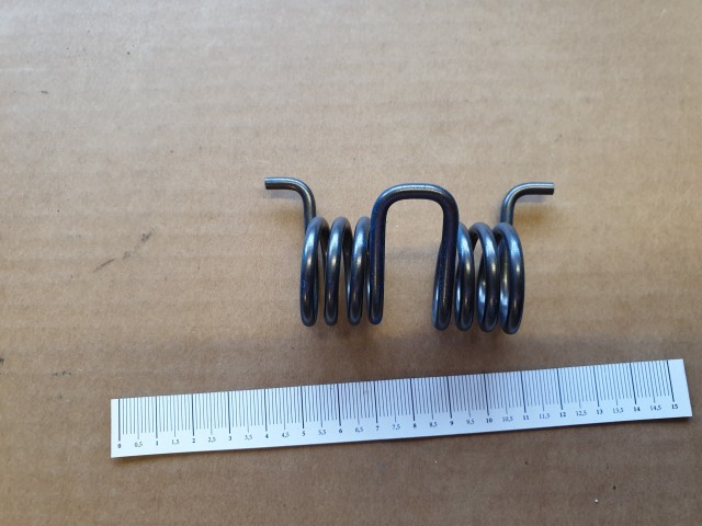 Alfa Romeo 159 gyári új kuplungpedál rugó 71740428