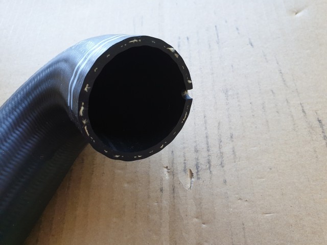 Alfa Romeo 166 2,4 Jtd 10v gyári új , felső intercooler cső 60668572