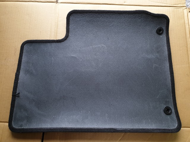 Fiat Stilo gyári új bal első szőnyeg 735276783