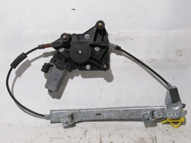 Alfa Romeo 156 kombi jobb hátsó elektromos ablakemelő 60695866