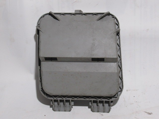 Fiat Doblo I. 2000-2005 bal első fényszóró izzó takaró kupak 40550749