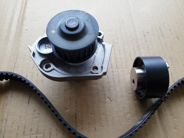 Alfa Romeo, Fiat, Lancia gyári új vezérlés szett 71771575