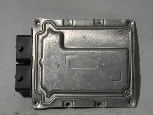 Fiat Punto 1,2 8v benzin Euro 6 motorvezérlő 52018615