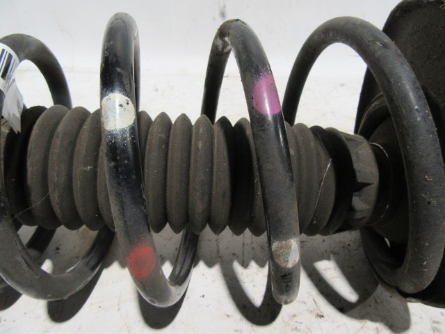 Peugeot Partner, Citroen Berlingo jobb első lengéscsillapító piros, fehér, fehér, lila színjelölésű rugóval 968412818005