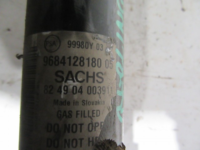 Peugeot Partner, Citroen Berlingo jobb első lengéscsillapító piros, fehér, fehér, lila színjelölésű rugóval 968412818005