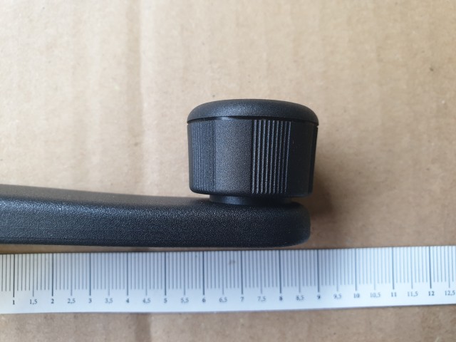 Fiat Panda gyári új ablaktekerő kar 735463155