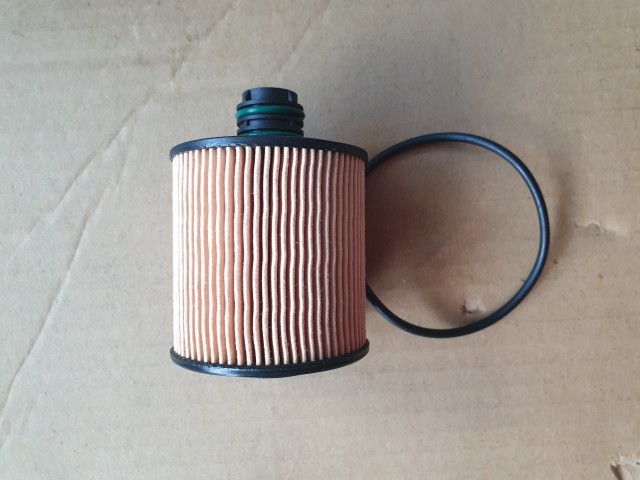 Alfa Romeo, Fiat, Jeep gyári új motorolaj szűrő 71754237