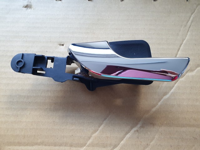 Alfa Romeo Giulietta utángyártott új bal hátsó, fényes króm belső kilincs 156092160