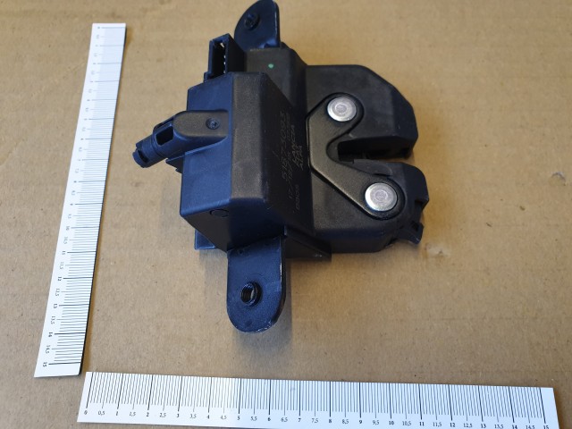 Doblo 2009-2022  gyári új csomagtérajtó zár 51873093