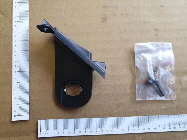 Fiat 500 2007-2015 gyári új, bal első fényszóró, felső fül javító 51816682