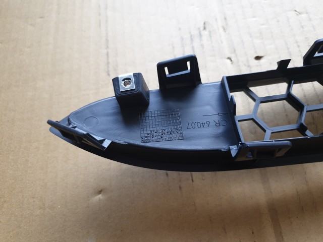 Fiat Nouva Punto gyári új, első díszrács 735511757