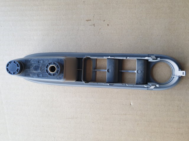 Alfa Romeo 159 gyári új, bal első bézs színű ajtóbehúzó 71744252