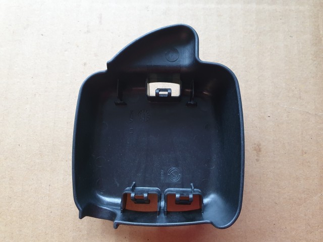 Fiat Grande Punto, Bravo, Lancia Delta gyári új, pozitív akkumulátor saru fedél