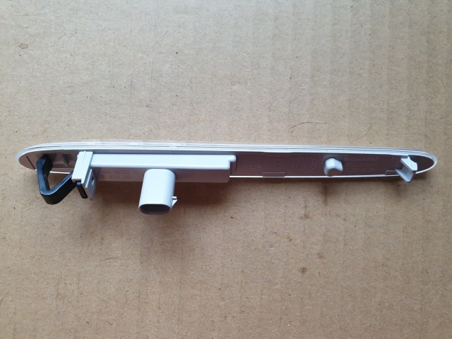 Alfa Romeo Giulietta gyári beszállítós új, jobb oldali index 50522993