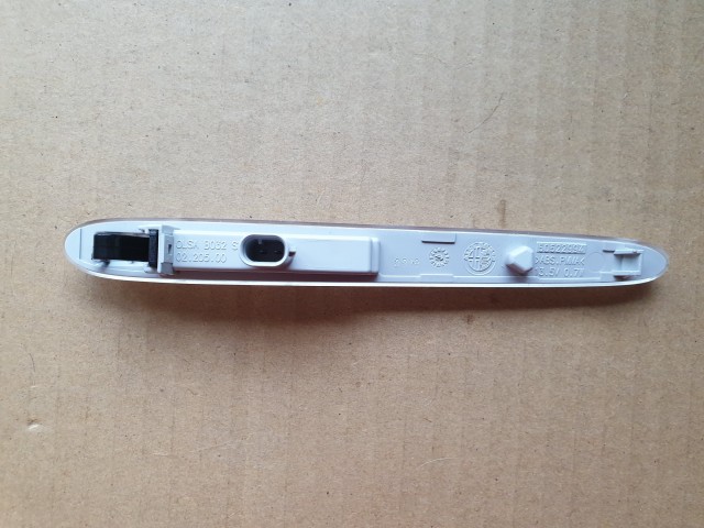 Alfa Romeo Giulietta gyári beszállítós új, bal oldali sárvédő index 50522994