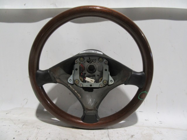 121806 Alfa Romeo 156 1997-2003 kormánykerék, a képen látható sérüléssel