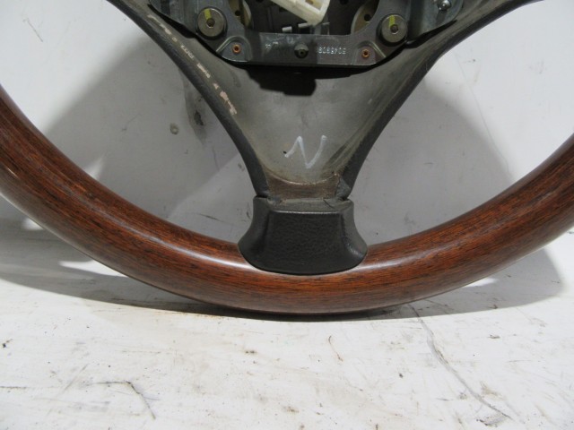 121806 Alfa Romeo 156 1997-2003 kormánykerék, a képen látható sérüléssel